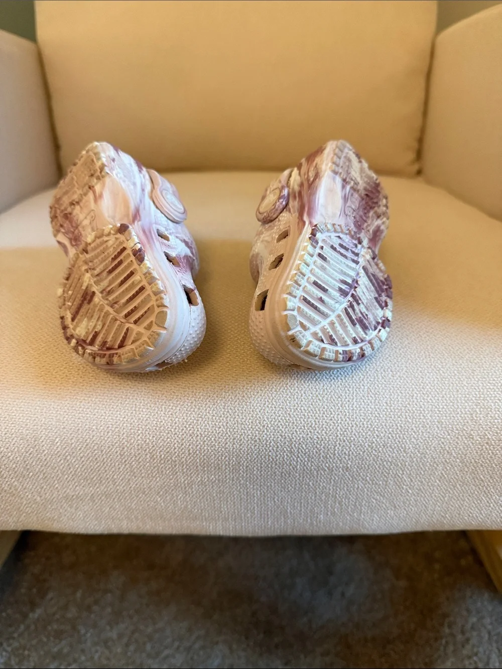 Kids Crocs in Light Pink, White and Mauve Marble Pattern